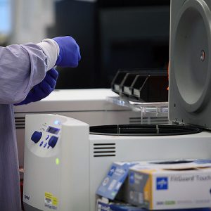 image of a lab centrifuge